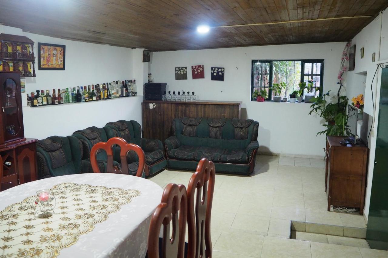 Hospedaje Bella Vista Mongui Exterior photo