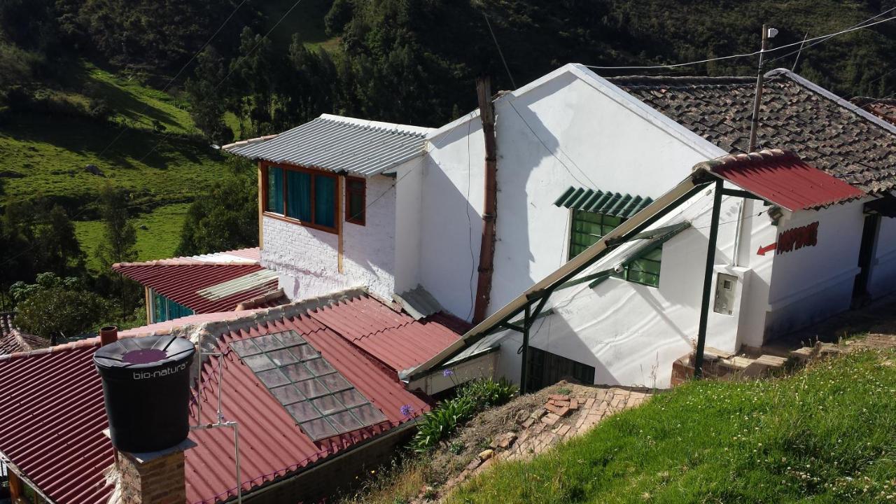Hospedaje Bella Vista Mongui Exterior photo